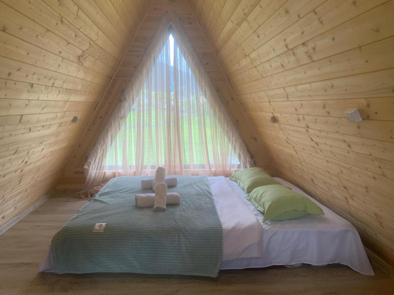 Guest House In Zhabeshi Lali Екстериор снимка