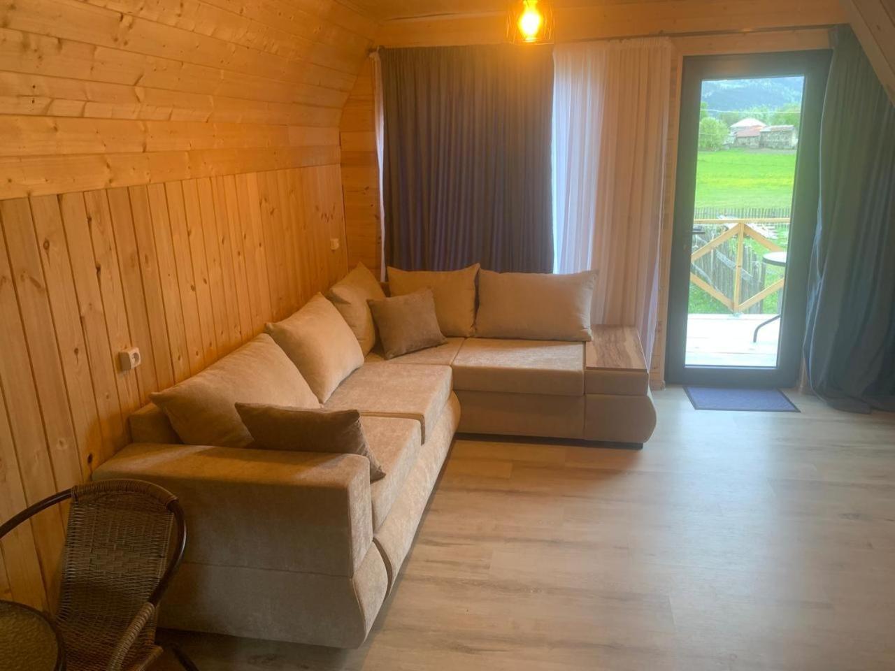 Guest House In Zhabeshi Lali Екстериор снимка